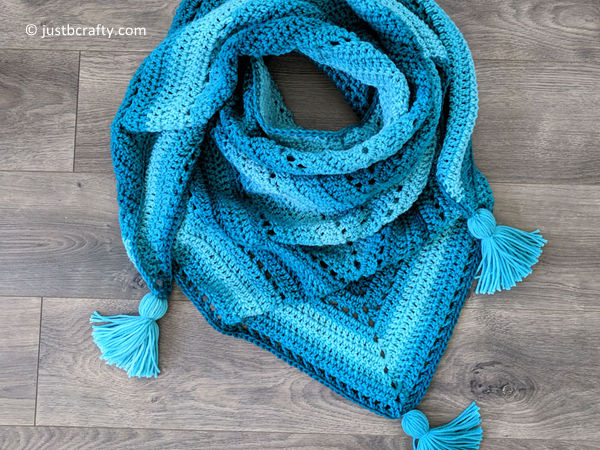 Crochet Triangle Shawl Pattern – Share a Pattern