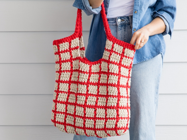 crochet Windowpane Tote free pattern