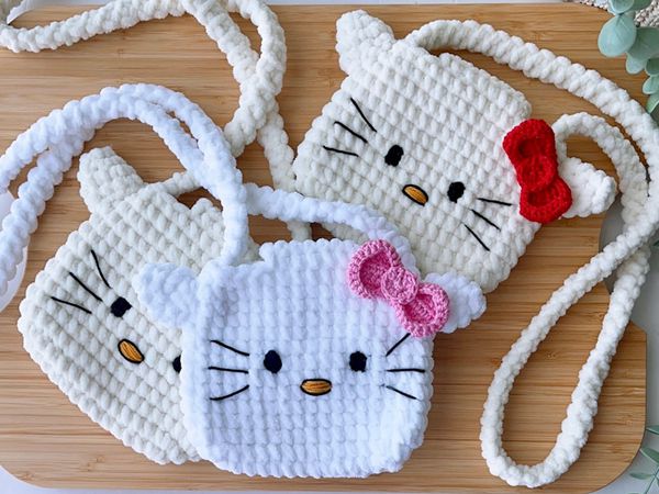 crochet Soft Cat Bag easy pattern