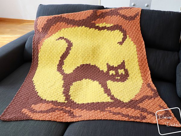 Cat Moon Rising Blanket free pattern