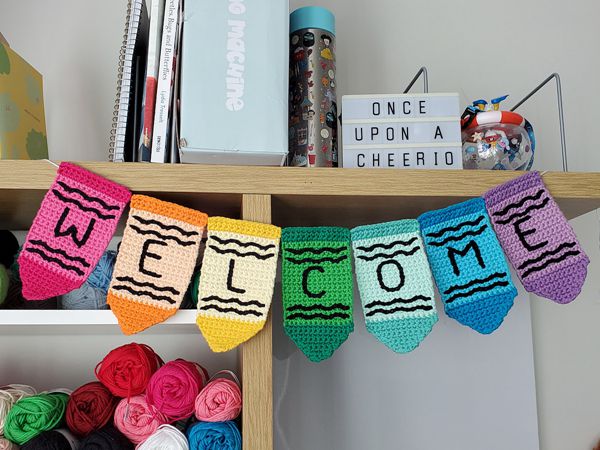 crochet Crayon Welcome Banner free pattern