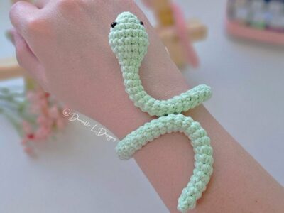 crochet Snake Bracelet easy pattern